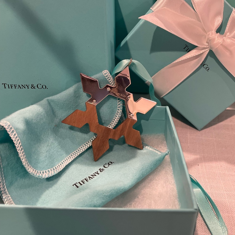 Authentic tco Christmas ornament